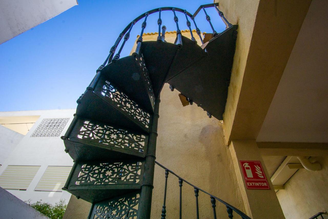 Apartamentos Sharis Jerez de la Frontera Ngoại thất bức ảnh